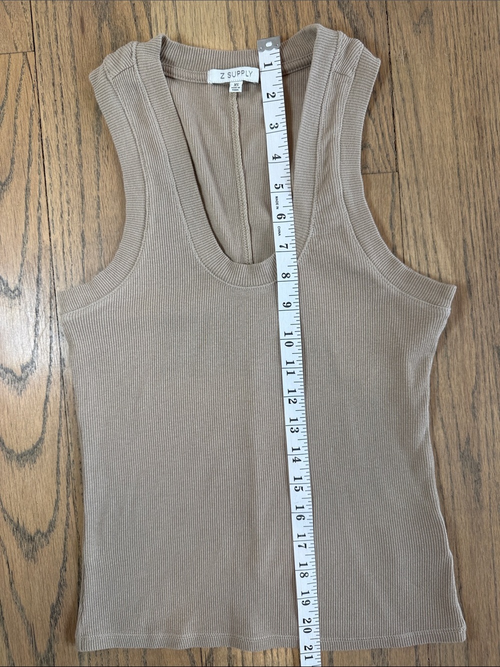 Z Supply Women’s Ribbed Sirena Light Tan Scoop Neck Tank Top Size X-Small - Picture 6 of 10